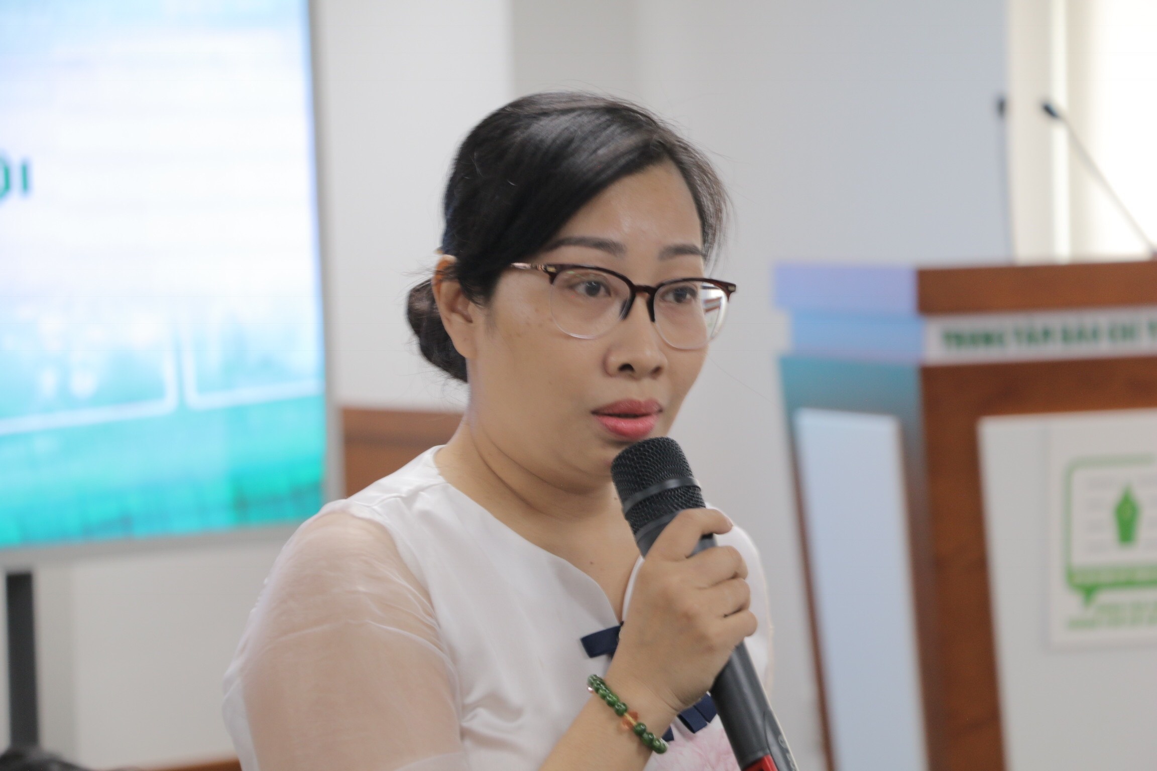 dam o tre em o sai gon anh 4