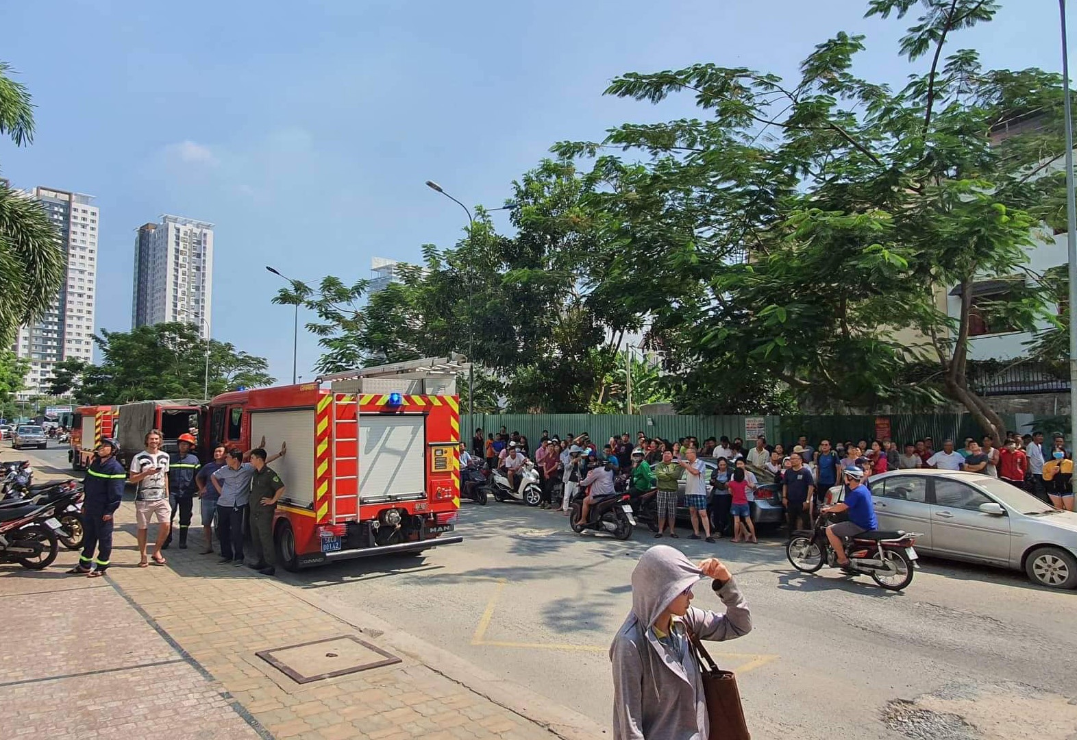 cháy chung cư ở sài gòn ảnh 2 chay chung cu o sai gon anh 2