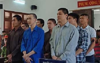 Hai an chung than, chuc an tu tu viec tranh cho buon ban hinh anh