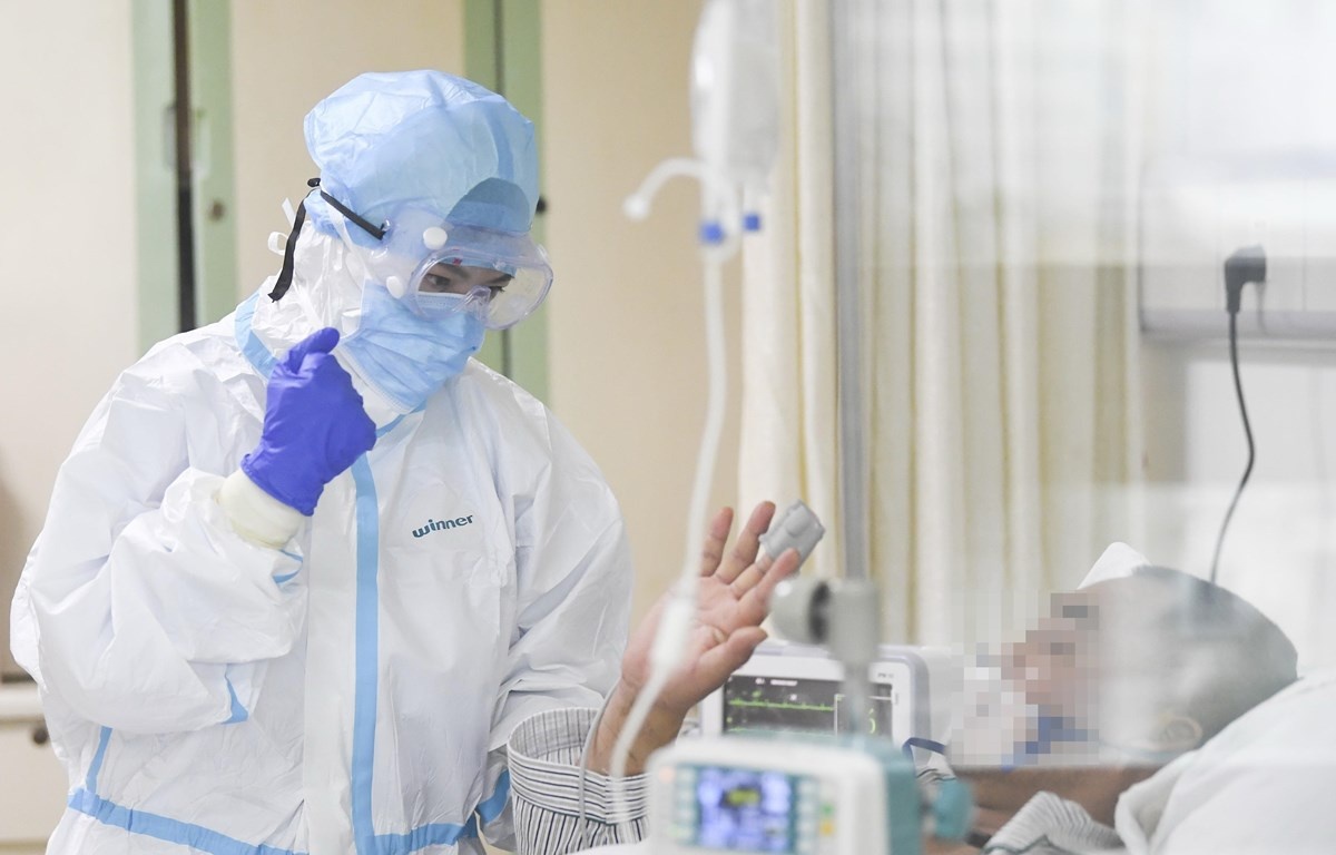 Co gai 17 tuoi tung tin that thiet ve dich corona hinh anh