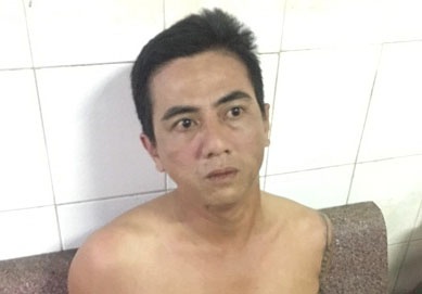 Bat ten cuop giat dien thoai iPhone giua trung tam TP.HCM hinh anh