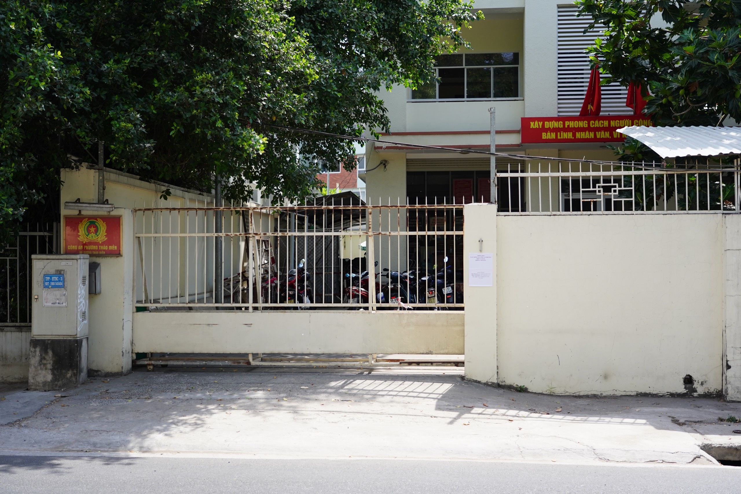 cach ly cong an phuong thao dien anh 1