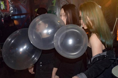 Su dung shisha, bong cuoi co bi xu phat? hinh anh