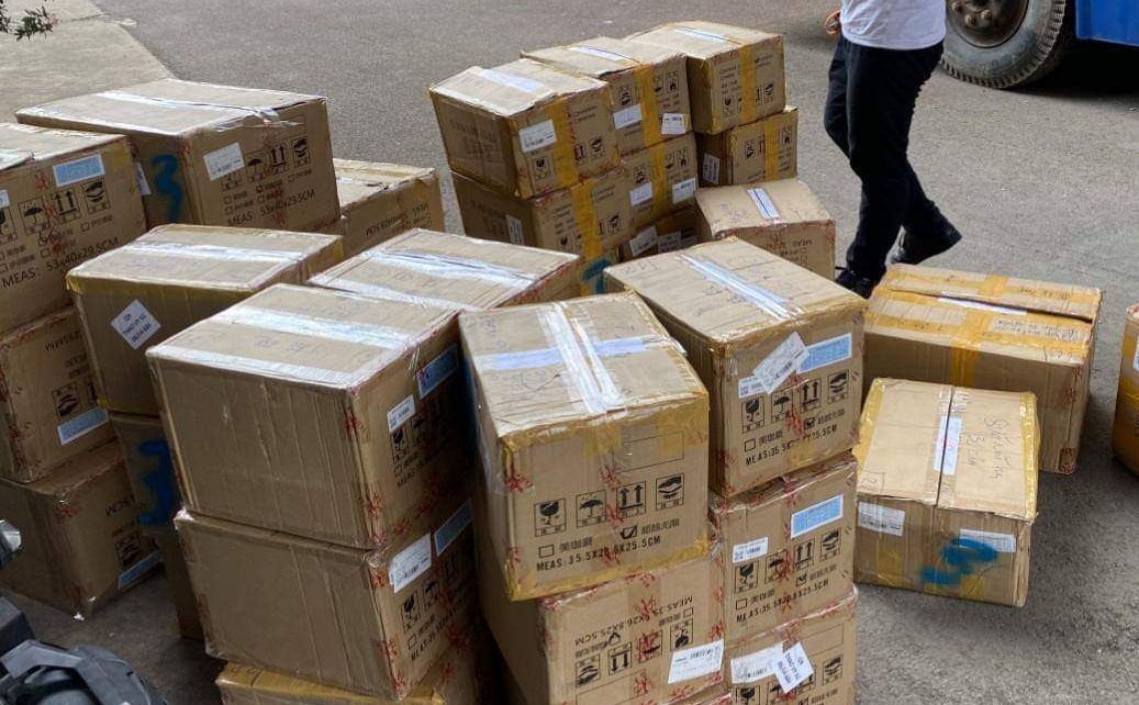 Tam giu lo my pham nghi nhap lau cua mot hoa hau o TP.HCM hinh anh