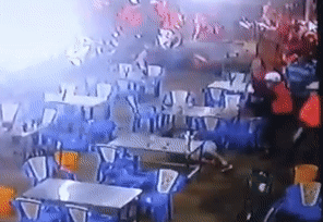 Nhom giang ho dap pha quan nhau o TP.HCM hinh anh