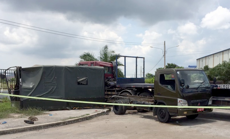 Xe dau keo tong xe bien so do, mot dan quan thiet mang hinh anh