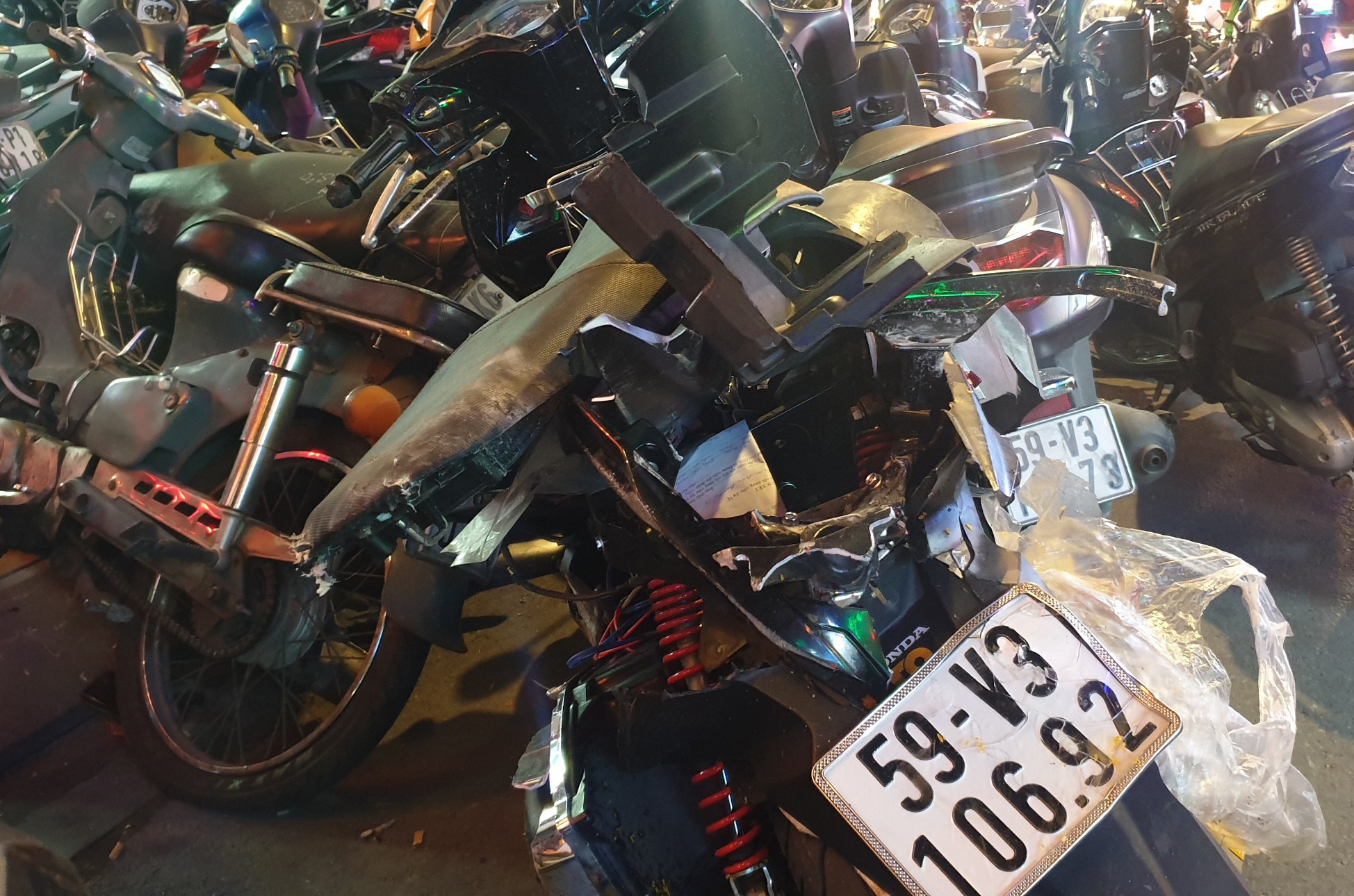 tai nan o pho di bo bui vien anh 2