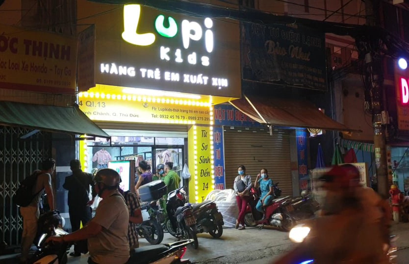 cướp đâm nữ nhân viên shop quần áo ảnh 2 cuop dam nu nhan vien shop quan ao anh 2