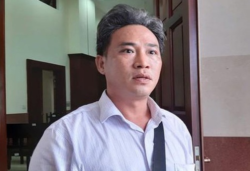 Ong Quach Duy bi bat hinh anh