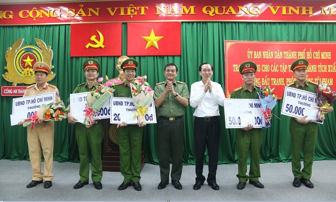 Cong an TP.HCM bat ma tuy anh 1