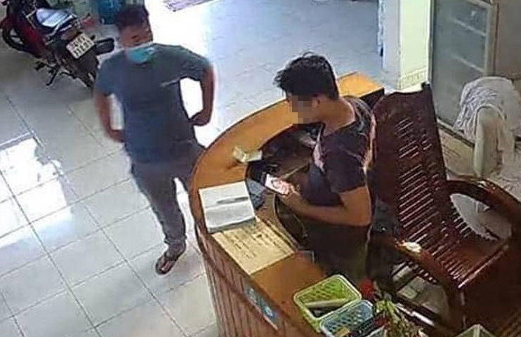 Nhan dien nghi can giet nguoi trong khach san o TP.HCM hinh anh