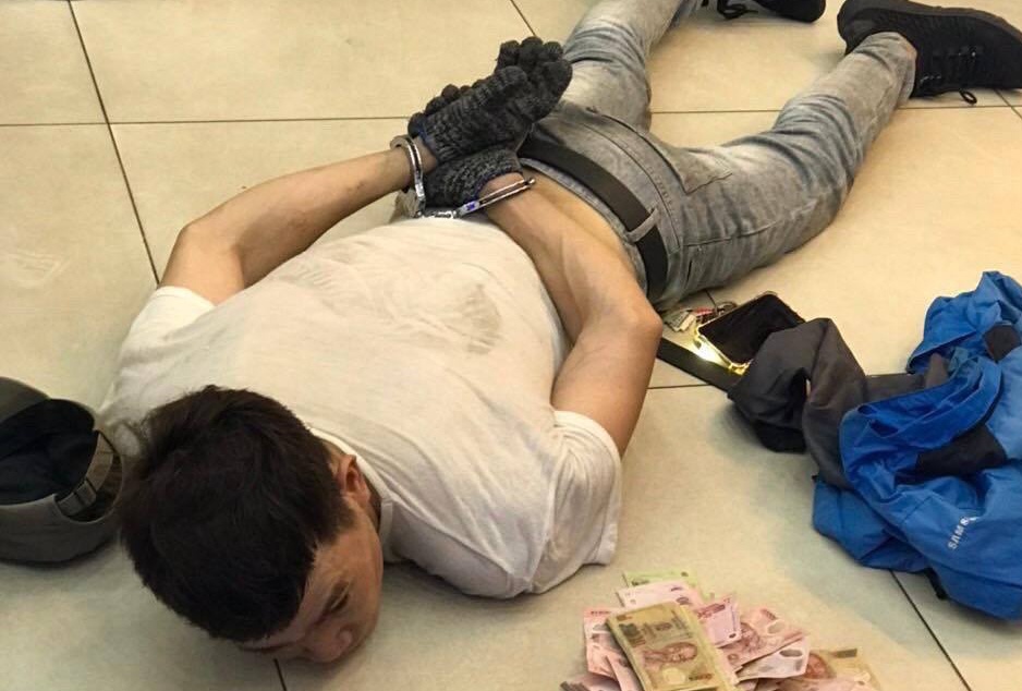 Cong an TP.HCM bat 545 nghi pham trong mot thang hinh anh