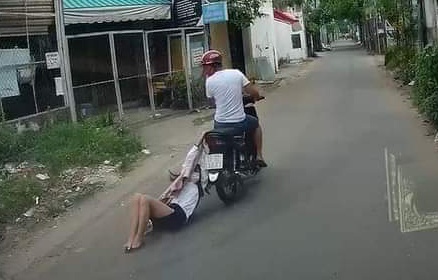 Ten cuop keo le co gai hang tram met o TP.HCM hinh anh