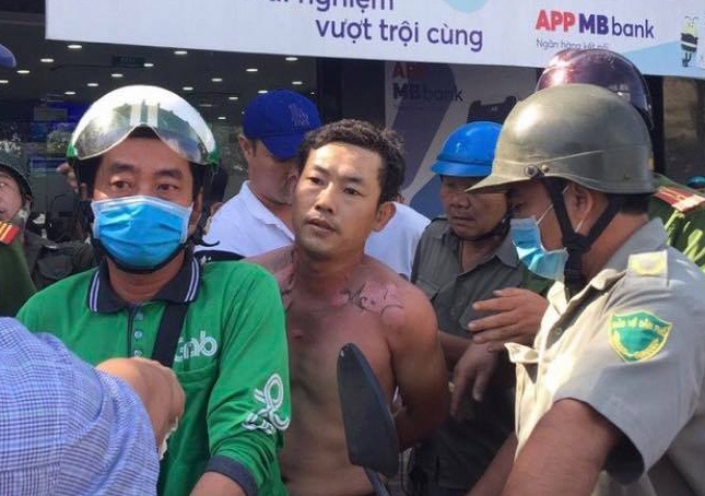 Khoi to ten cuop o nha bang tai TP.HCM hinh anh
