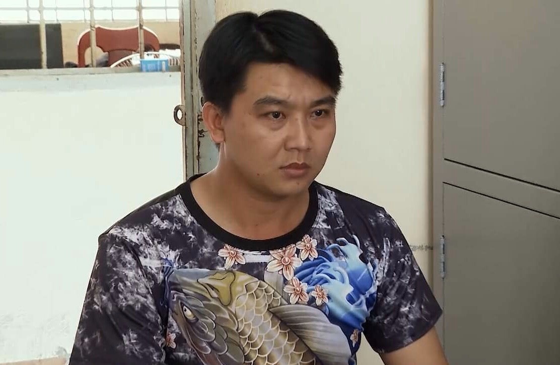 Chong dam chet nguoi khi giai cuu vo khoi nhom bat coc anh 2