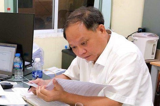 bắt ông tất thành cang ảnh 2 bat ong tat thanh cang anh 2