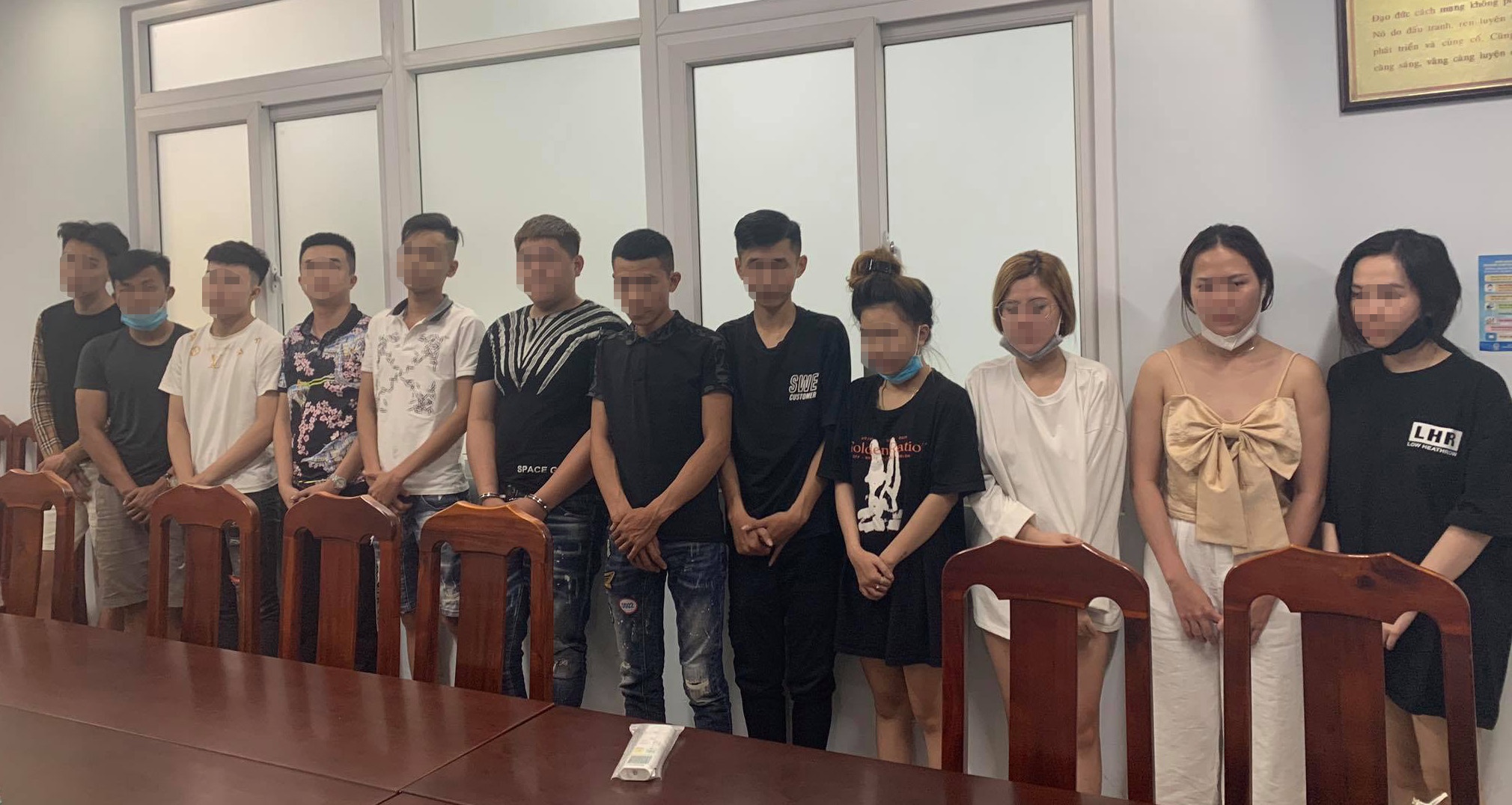 bay lac trong chung cu o TP.HCM anh 1