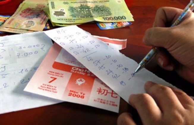 Duong day lo de 300 ty hoat dong ra sao? hinh anh