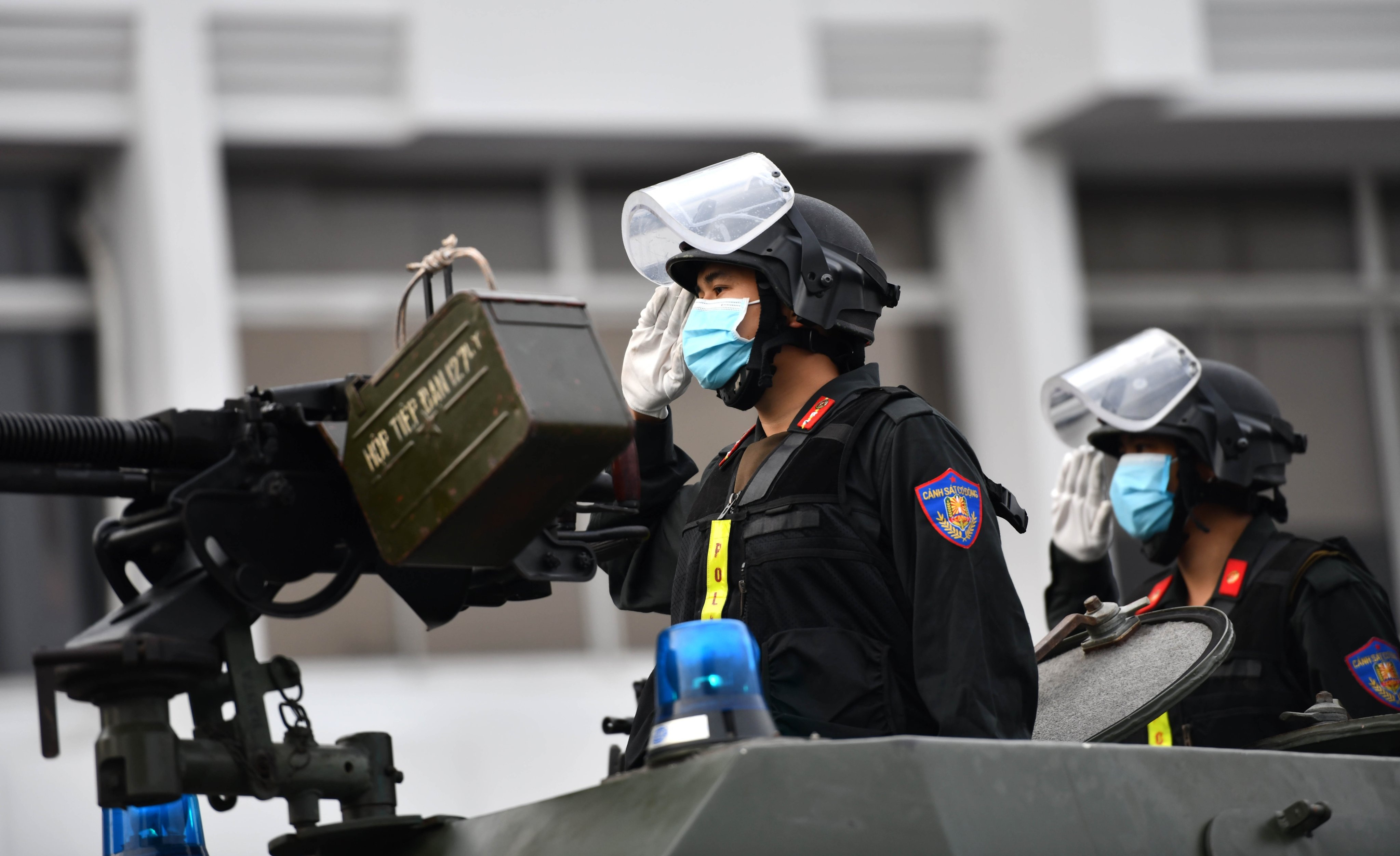 bao ve cang hang khong tan son nhat anh 8