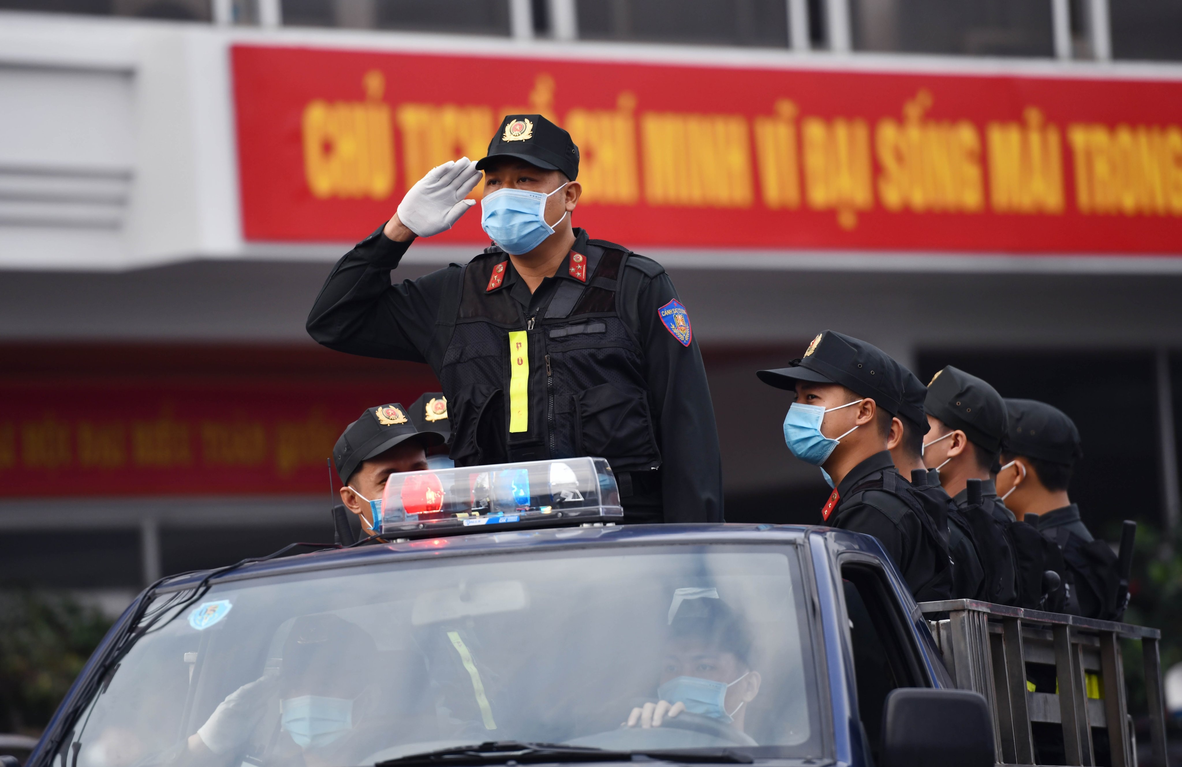 bao ve cang hang khong tan son nhat anh 7