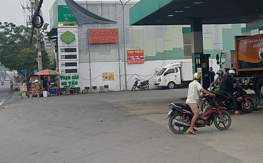 nổ súng ở TP.HCM ảnh 1 no sung o TP.HCM anh 1