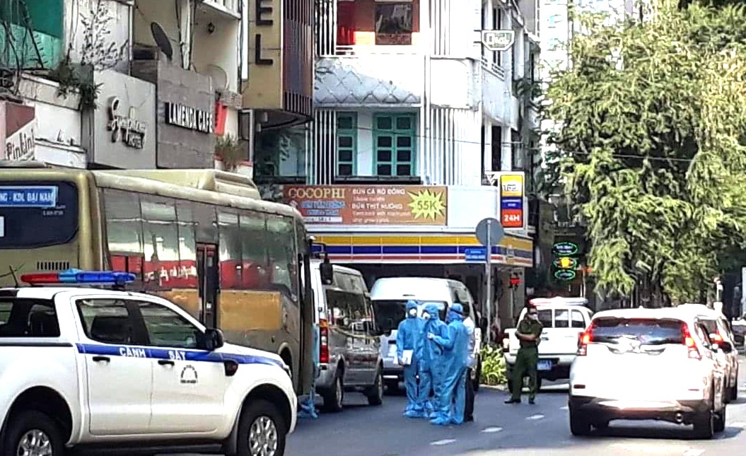 bắt chủ khách sạn Symphony ảnh 1 bat chu khach san Symphony anh 1