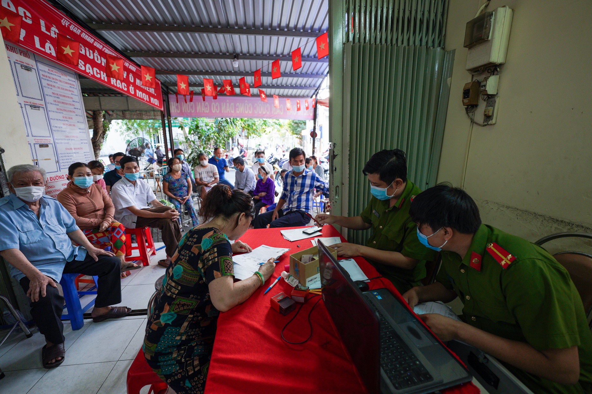 Căn cước công dân gắn chip ảnh 1 Can cuoc cong dan gan chip anh 1