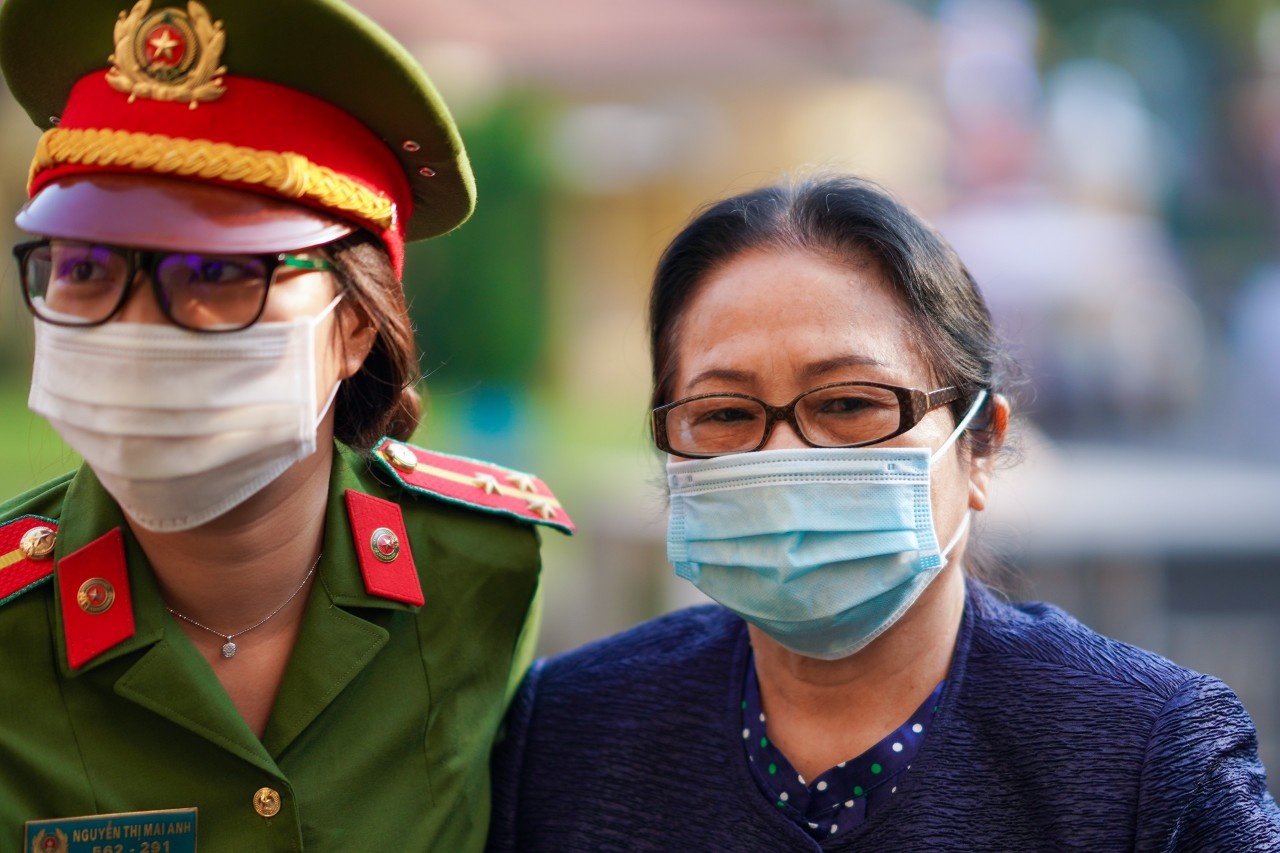 Toa luu y suc khoe cua ba Duong Thi Bach Diep hinh anh