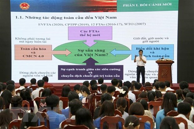 lanh dao Ca Mau gap can bo tre anh 1