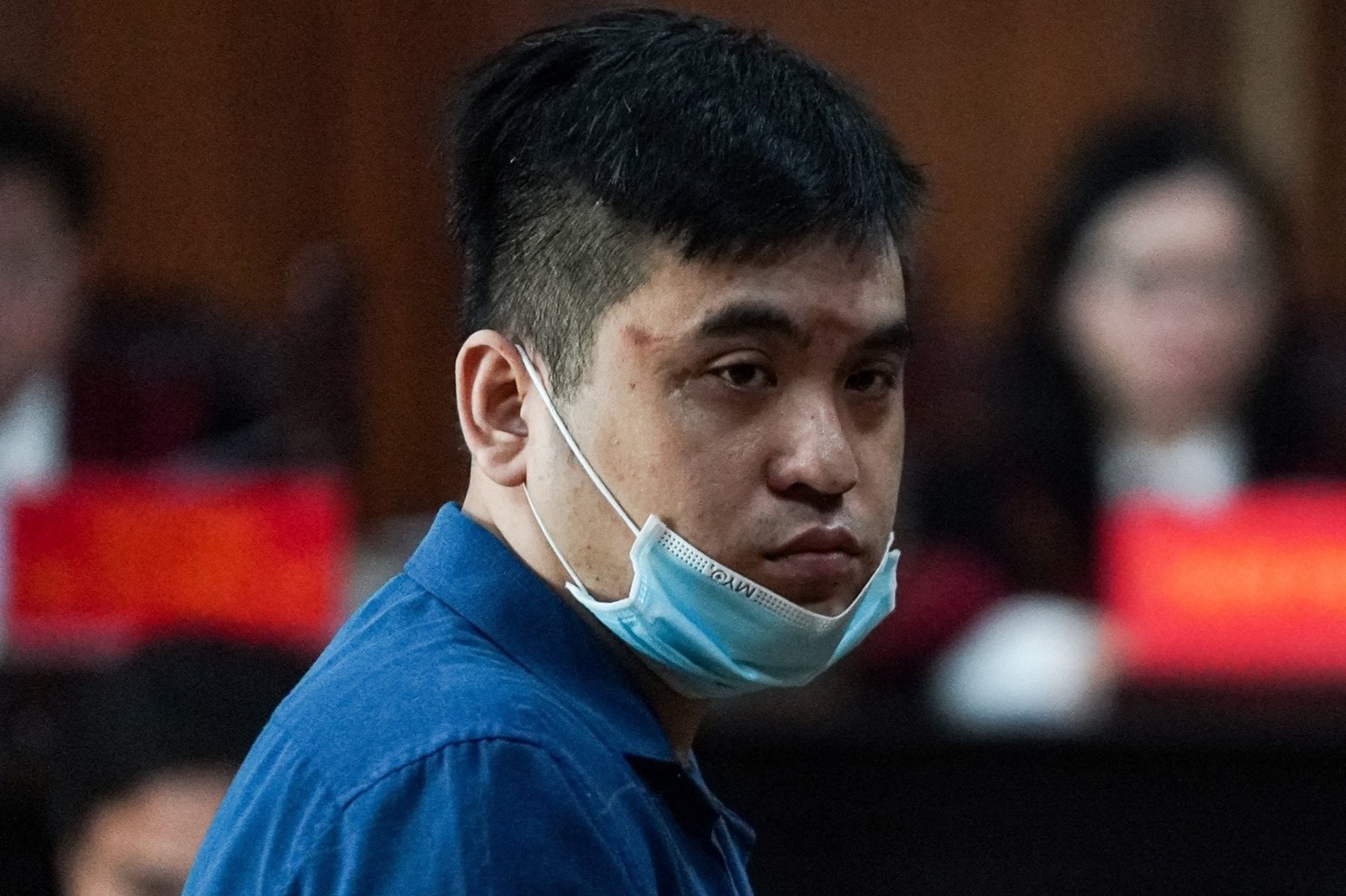 Huy an so tham vu tai xe Mercedes tong nu tiep vien hinh anh