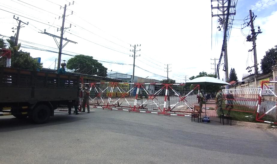 Phong toa duong o Binh Duong anh 1