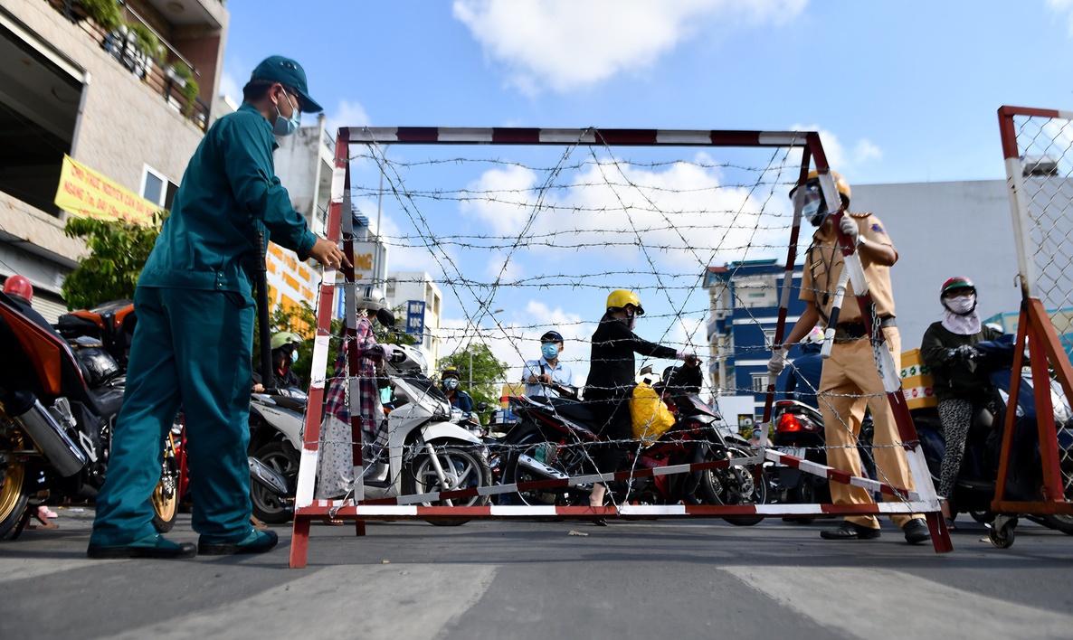 Tim nguoi tung den quan lau bang chuyen Kichi Kichi o TP Thu Duc hinh anh