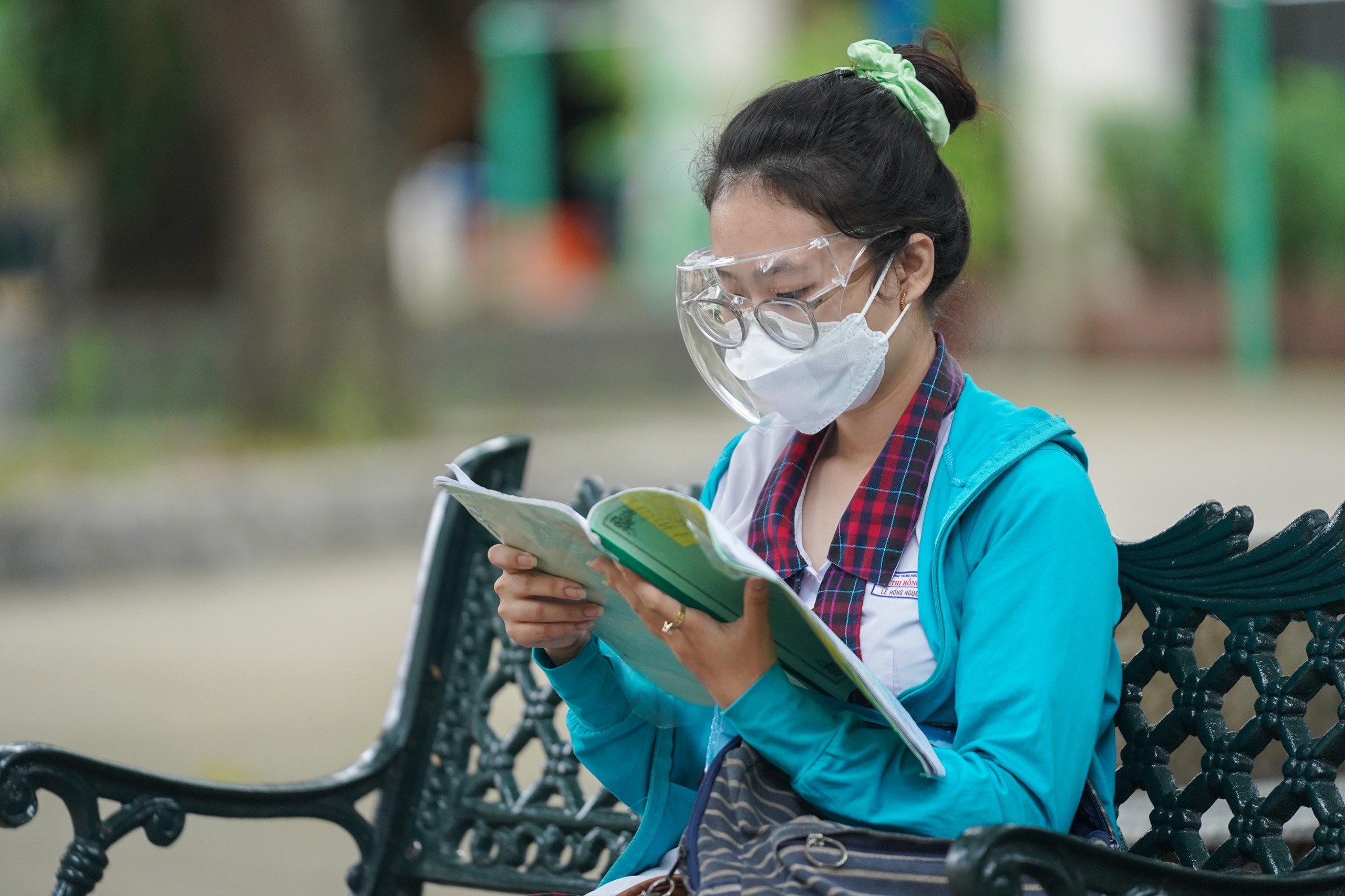 Bo GD&DT cong bo pho diem 9 mon thi tot nghiep THPT 2021 hinh anh