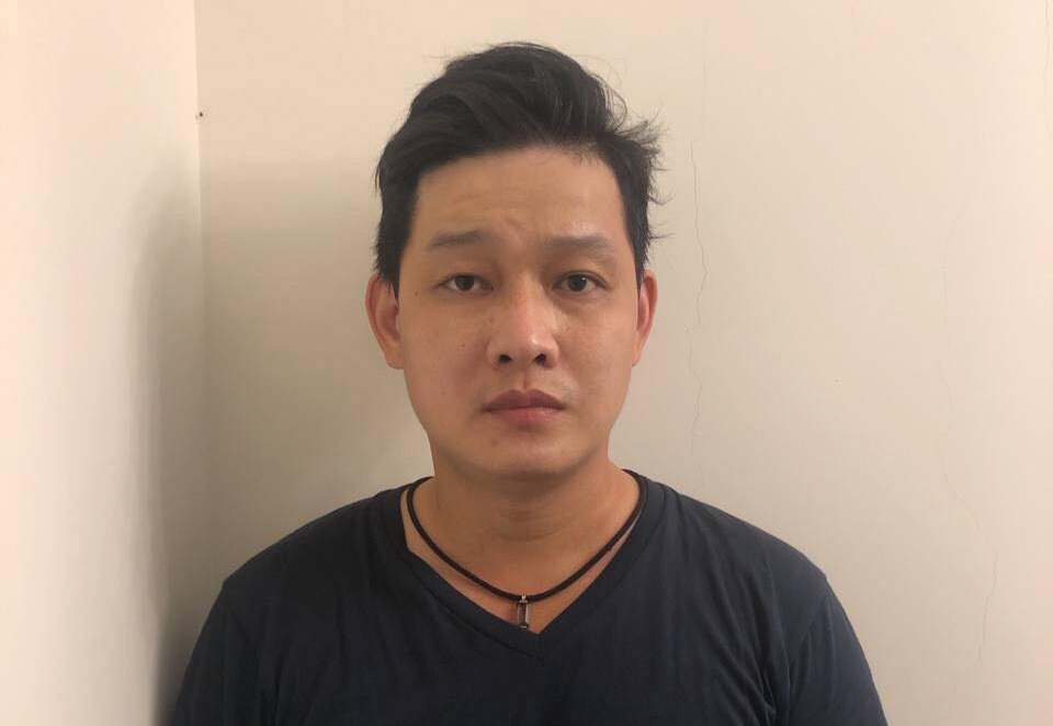 Trom lo may anh, flycam tri gia hon mot ty dong hinh anh