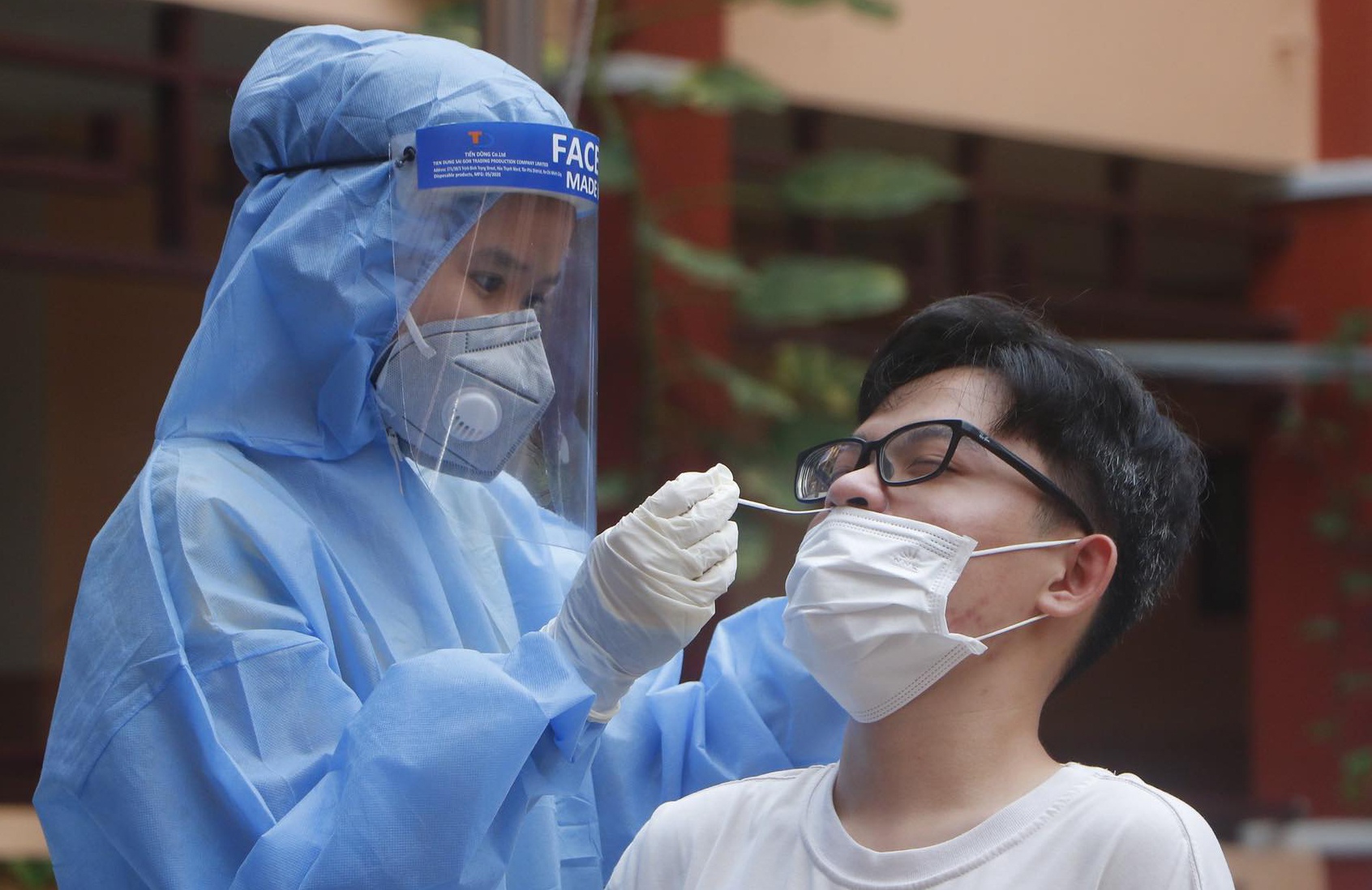 Binh Duong du bao co them 20.000 ca nhiem nCoV hinh anh