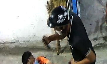 xịt hơi cay,  cướp điện thoại ở TP.HCM ảnh 1 xit hoi cay,  cuop dien thoai o TP.HCM anh 1