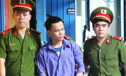 Tu tu nhiem Covid-19 xin tai xe xe om cho o nho hinh anh