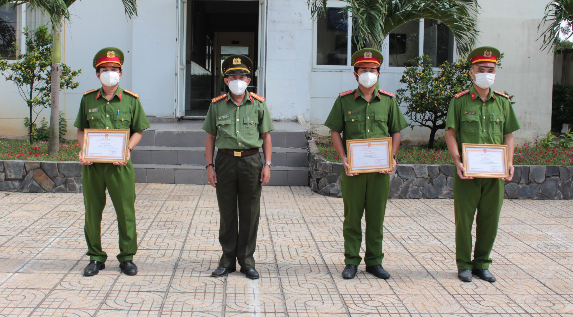 kẻ nhiễm nCoV không chế phụ nữ ảnh 1 ke nhiem nCoV khong che phu nu anh 1