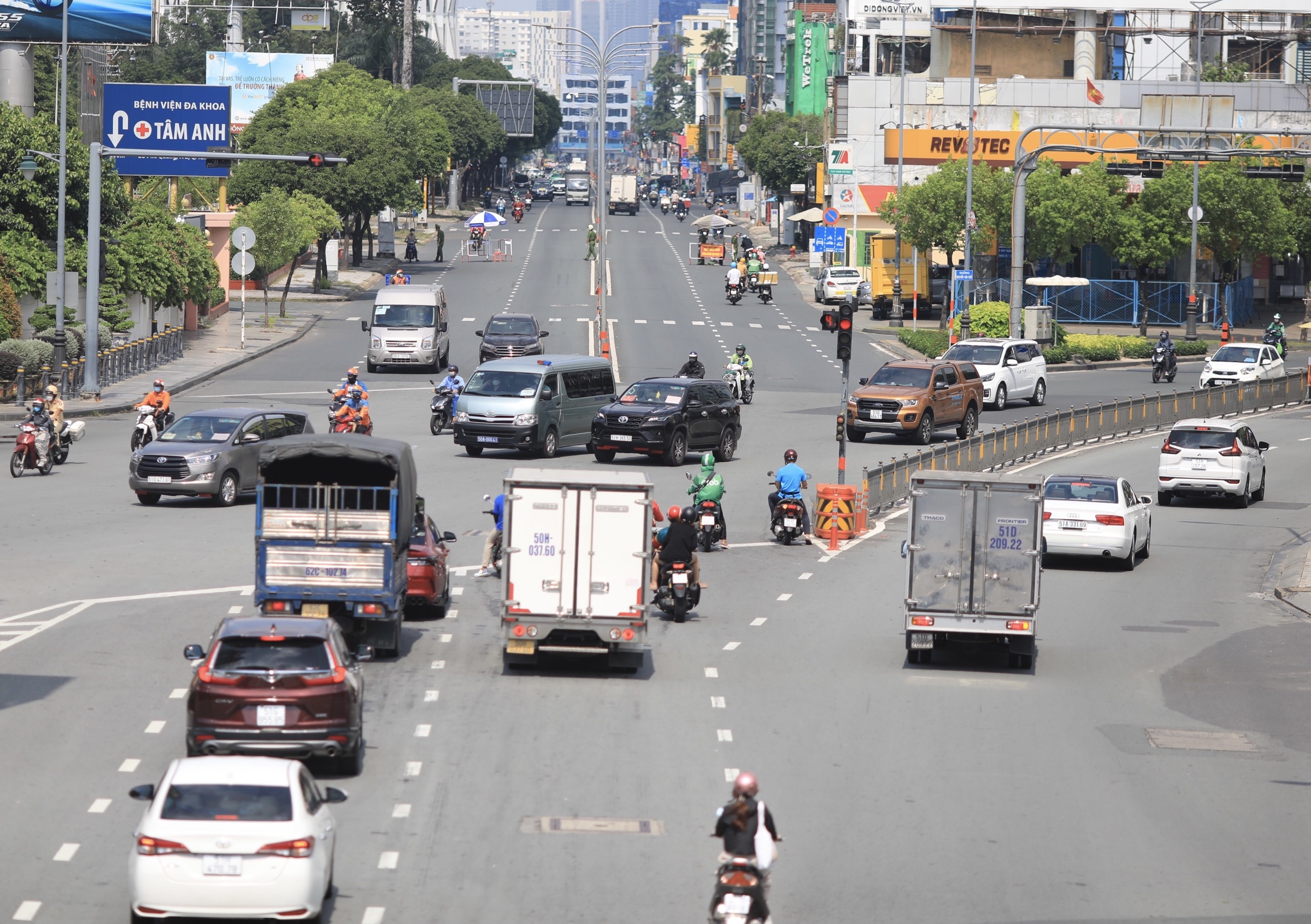 xe co dong duc tro lai o TP.HCM anh 6