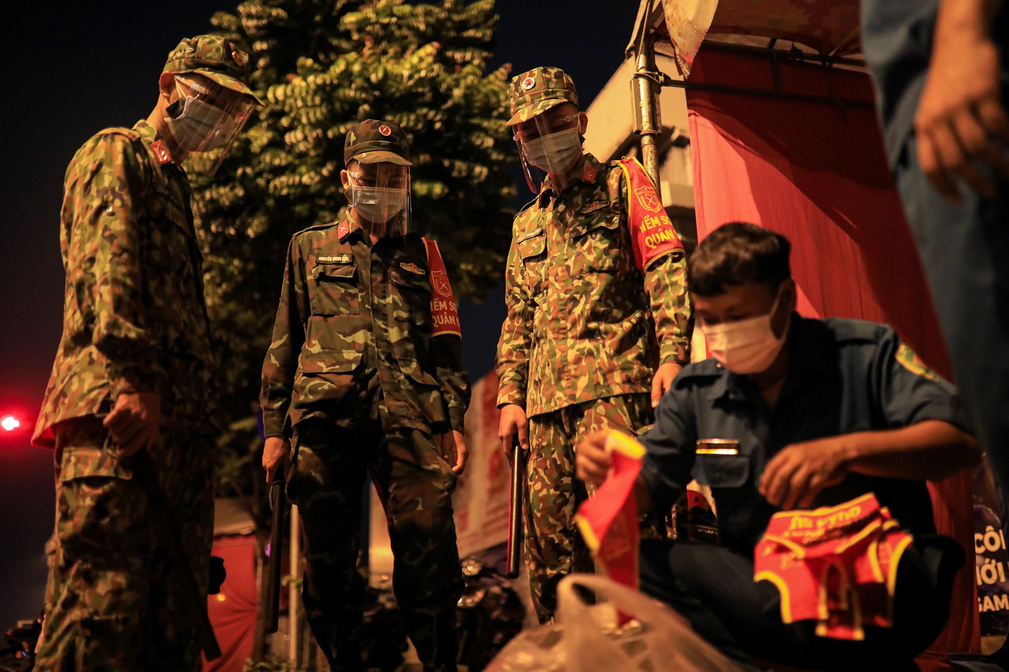 Bo doi ho tro TP.HCM phong chong dich Covid-19 anh 9