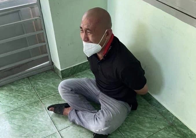 Khoi to nguoi doa giet ca nha CSCD hinh anh