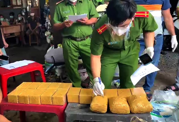 Phat hien gan 100 kg ma tuy o TP.HCM hinh anh