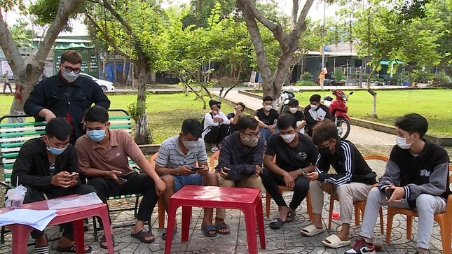 Thân chủ lật kèo hứa thưởng ảnh 1 Than chu lat keo hua thuong anh 1