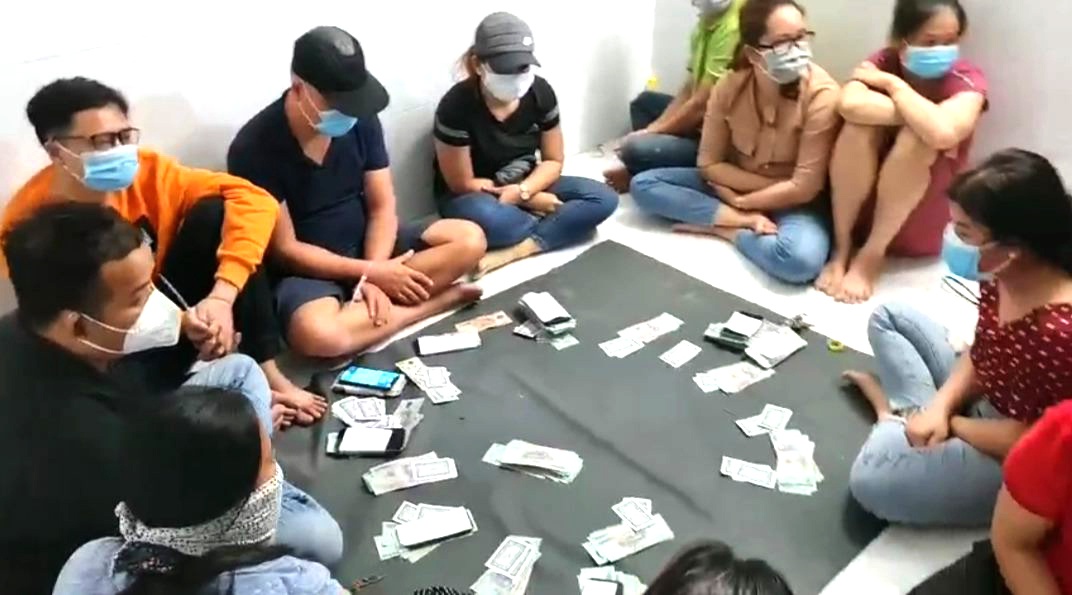 Canh sat TP.HCM dot kich song bac o ho cau ca, thu giu 1,5 ty dong hinh anh