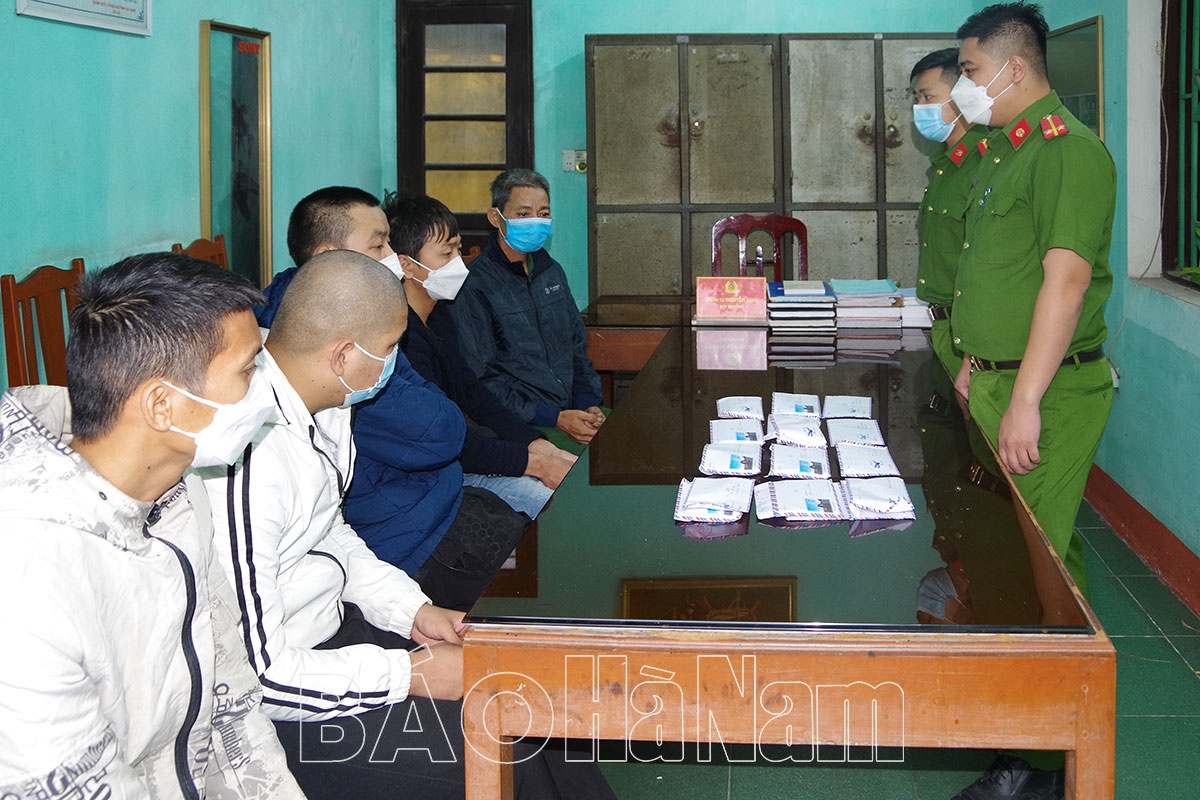 Bat qua tang 5 doi tuong danh bac hinh anh