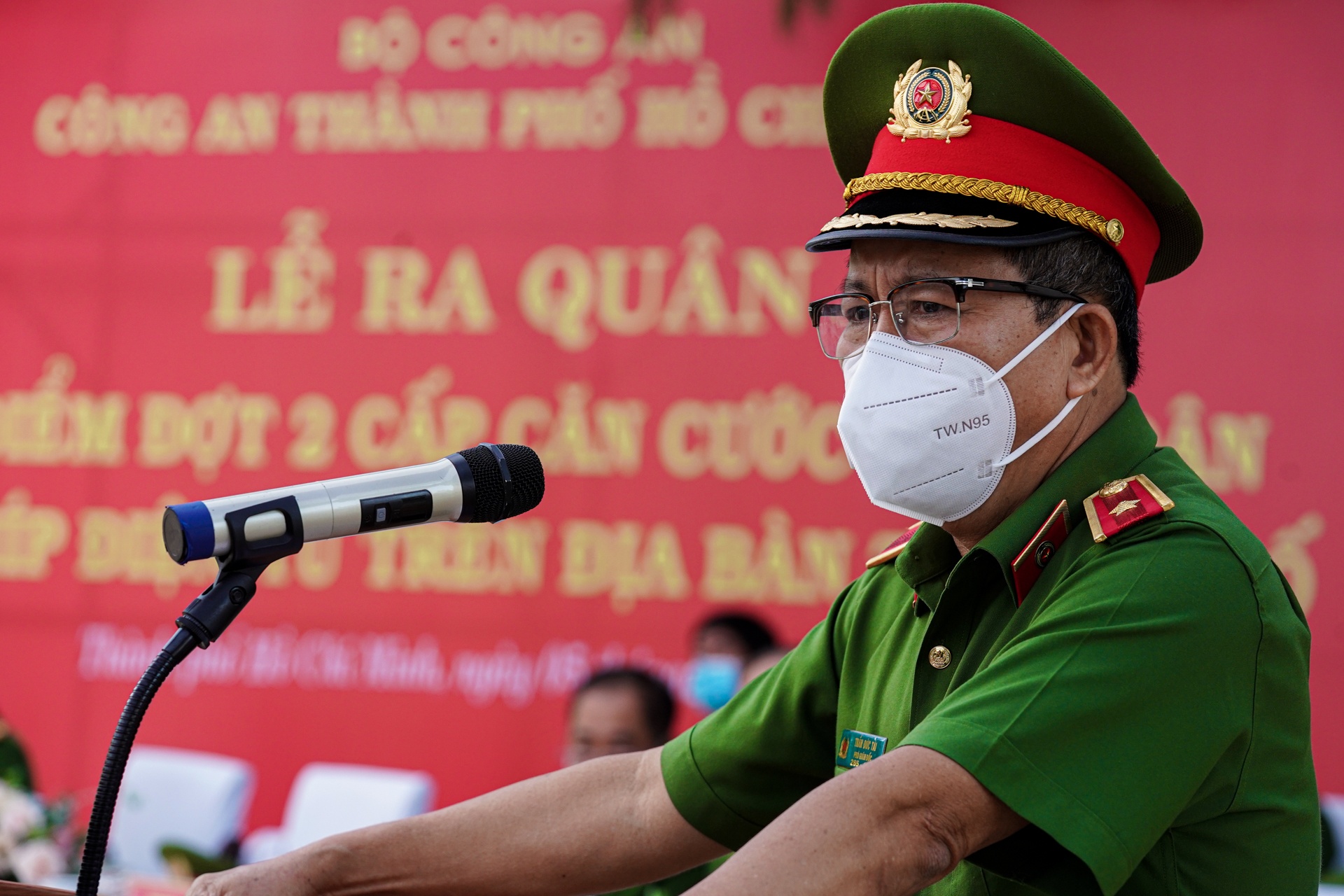 Cong an TP.HCM day manh lam CCCD anh 3