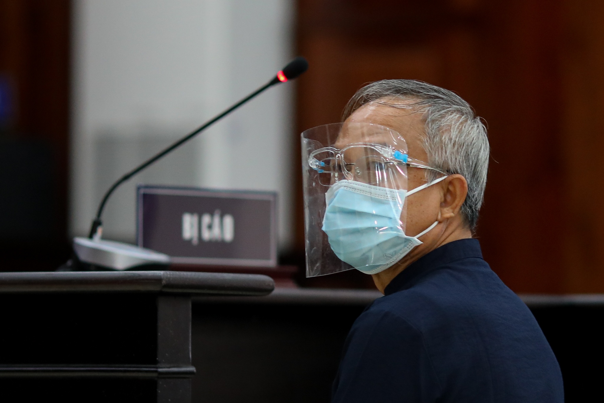 Cựu phó chủ tịch Nguyễn Thành Tài hầu tòa ảnh 1 Cuu pho chu tich Nguyen Thanh Tai hau toa anh 1