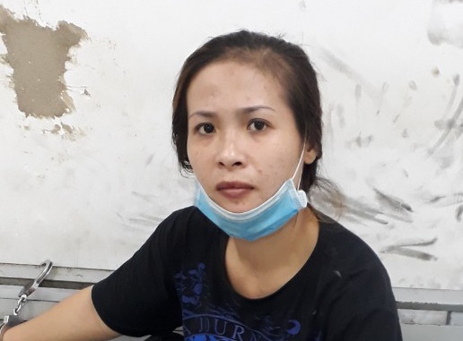 Ten trom bo lai ban gai de thoat than hinh anh