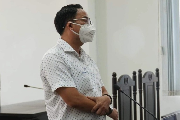 Nguoi gay roi sieu thi o quan 7 bi phat 6 thang tu hinh anh