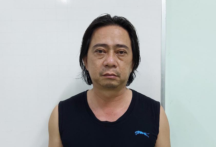 Cap vo chong to chuc danh bac bi tam giu hinh anh